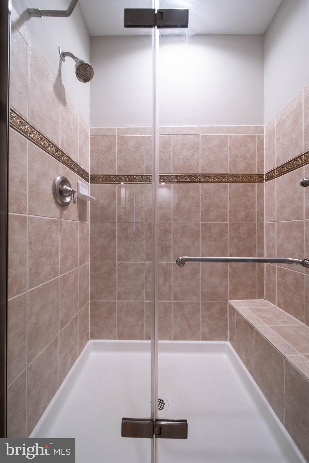 ELKRIDGE CROSSING - Residential