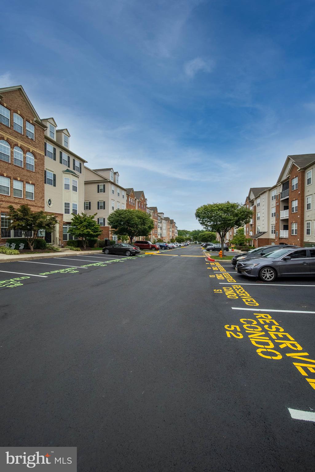 ELKRIDGE CROSSING - Residential