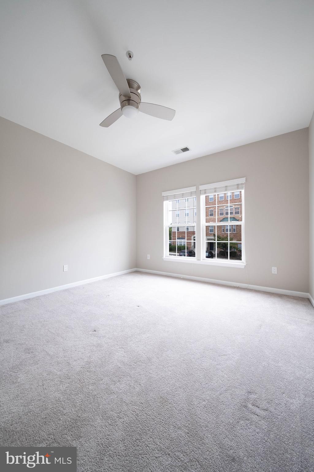 ELKRIDGE CROSSING - Residential
