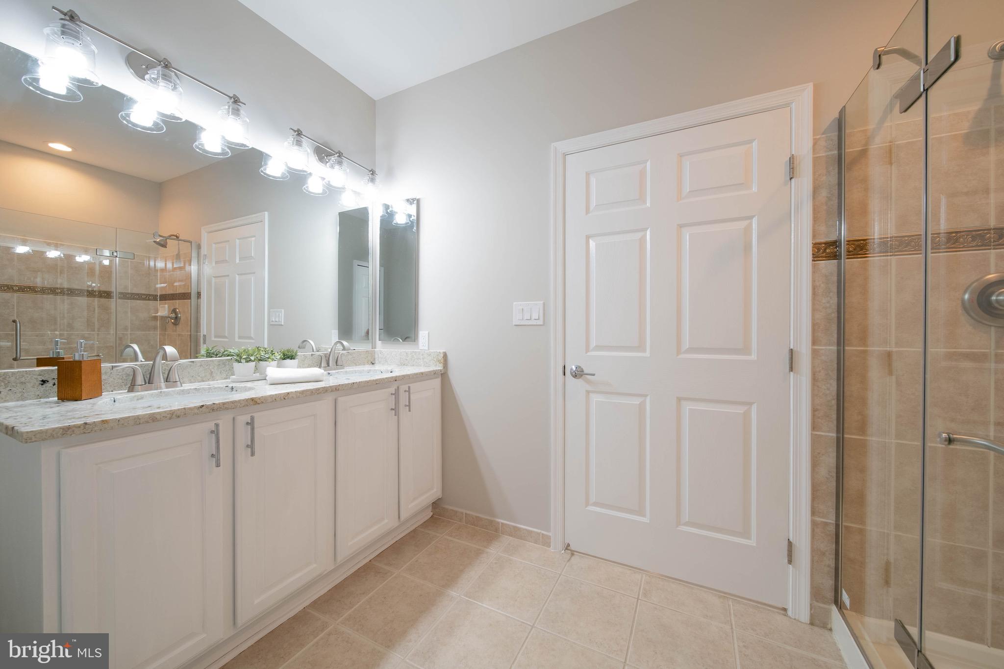 ELKRIDGE CROSSING - Residential