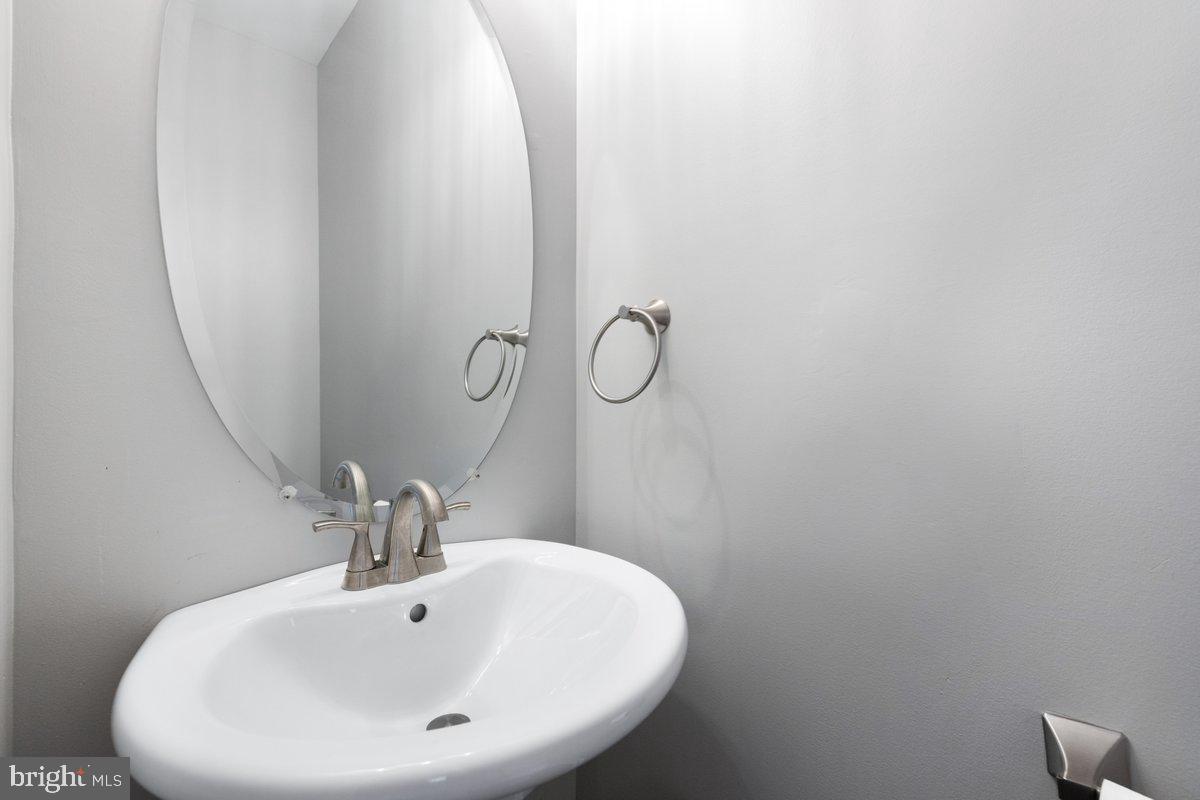 SHENANDOAH SPRINGS - Residential Lease