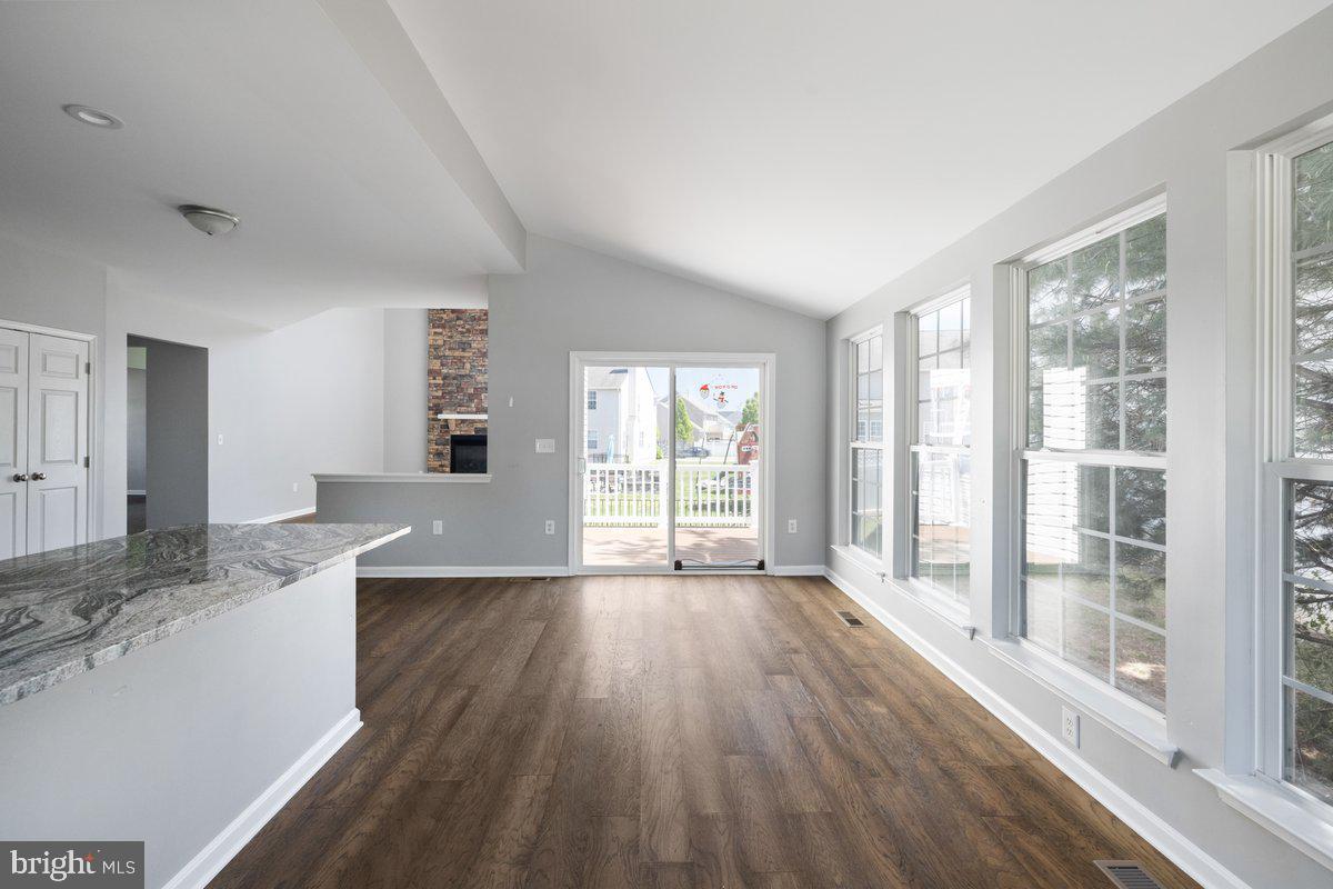 SHENANDOAH SPRINGS - Residential Lease