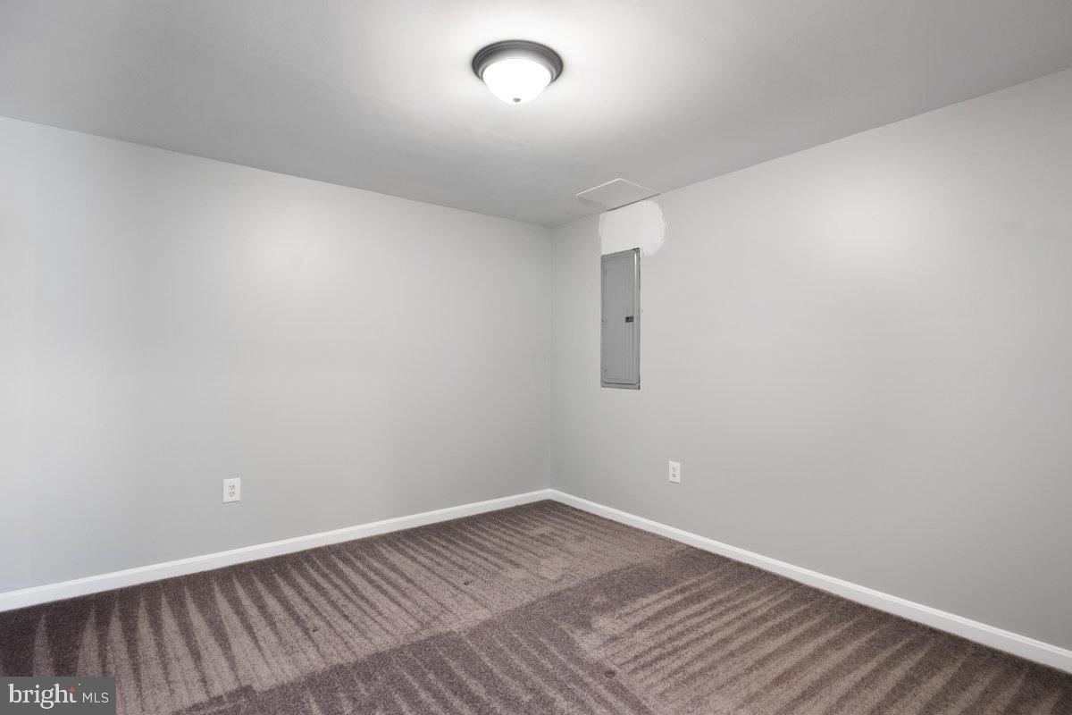 SHENANDOAH SPRINGS - Residential Lease