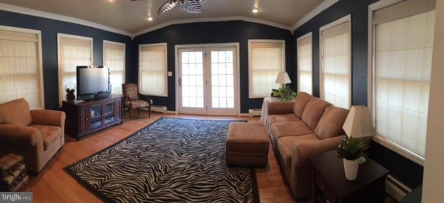 RED OAK HILLS - Residential