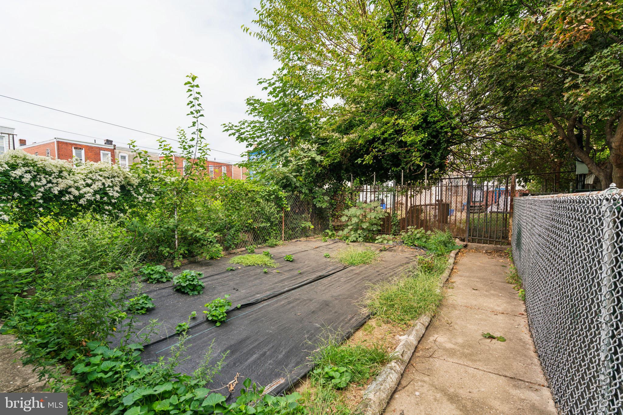 CARROLL PARK - Residential Income