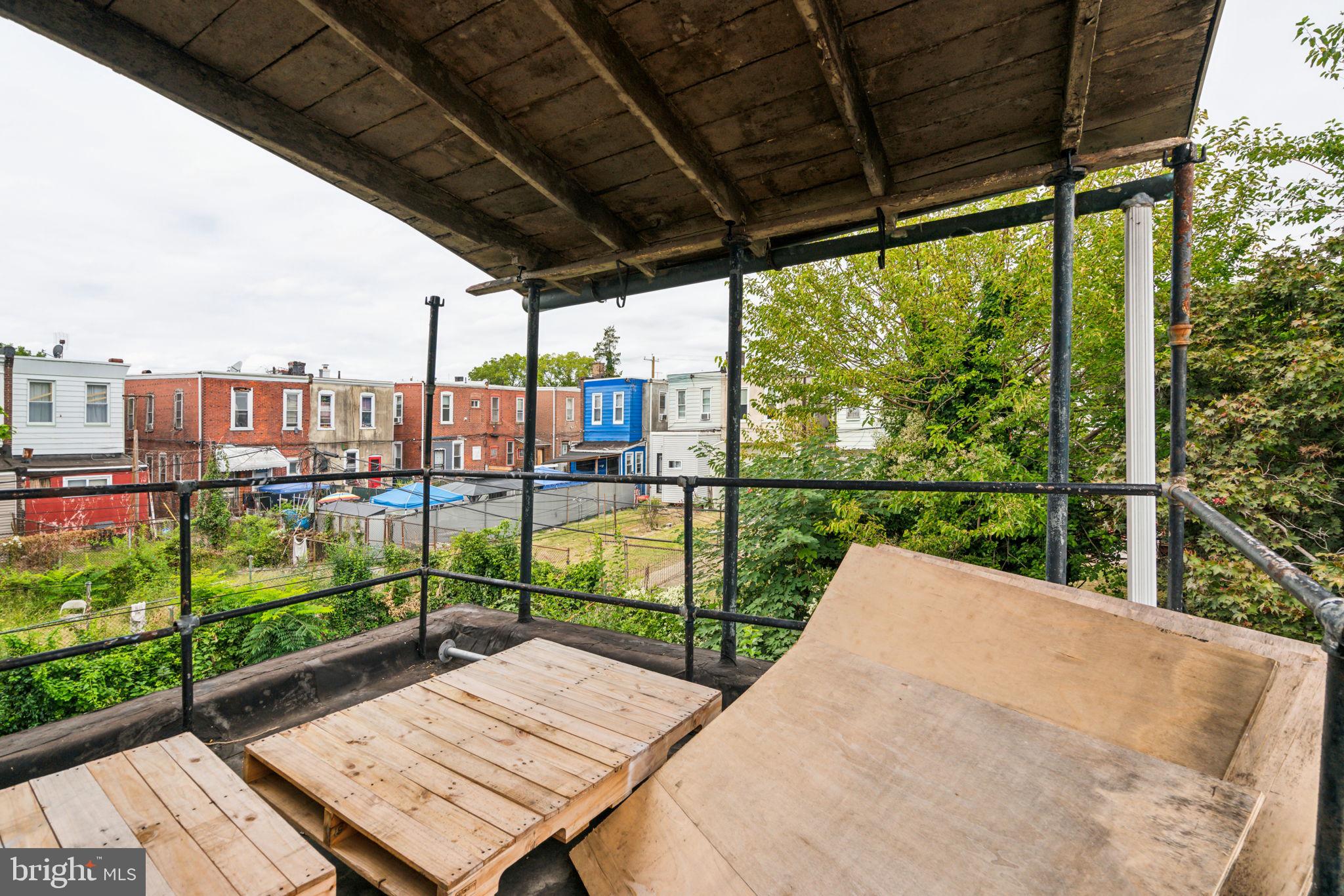 CARROLL PARK - Residential Income