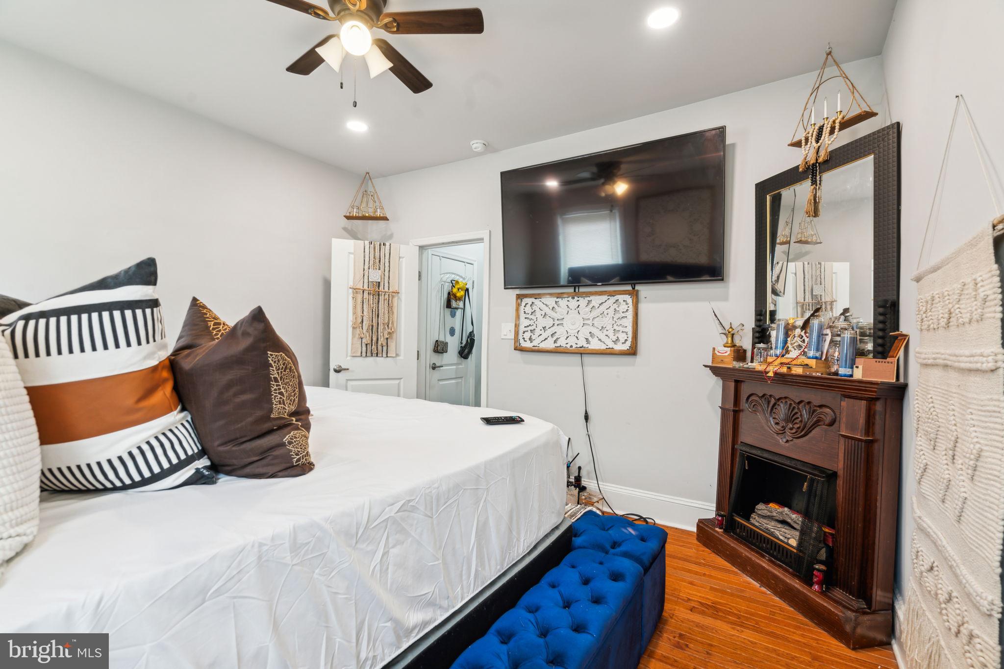 CARROLL PARK - Residential Income