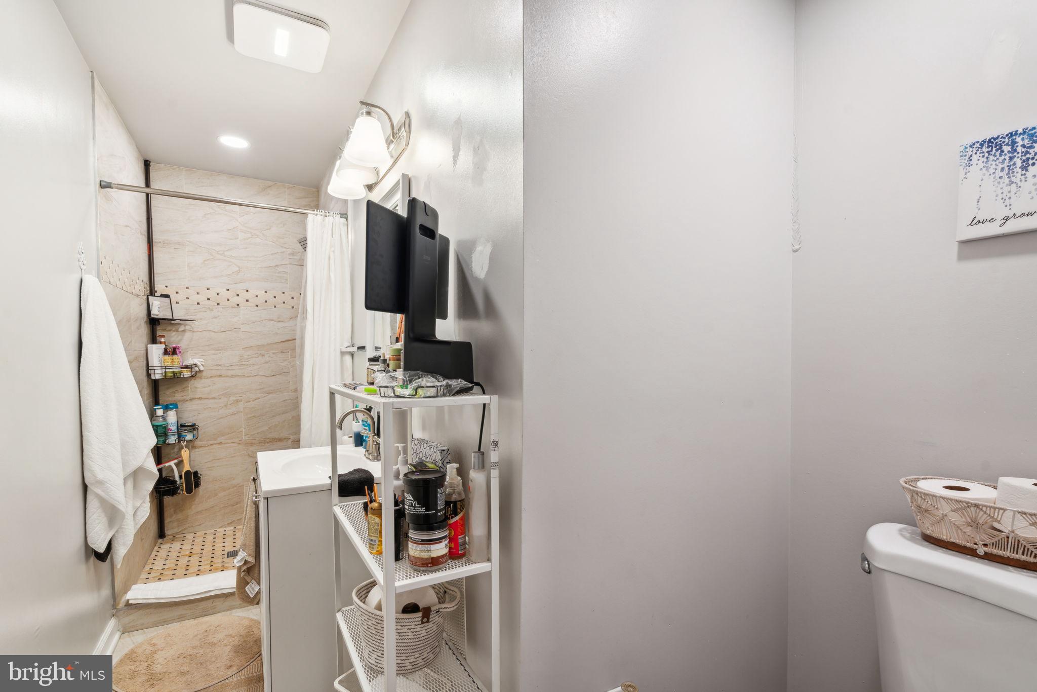 CARROLL PARK - Residential Income