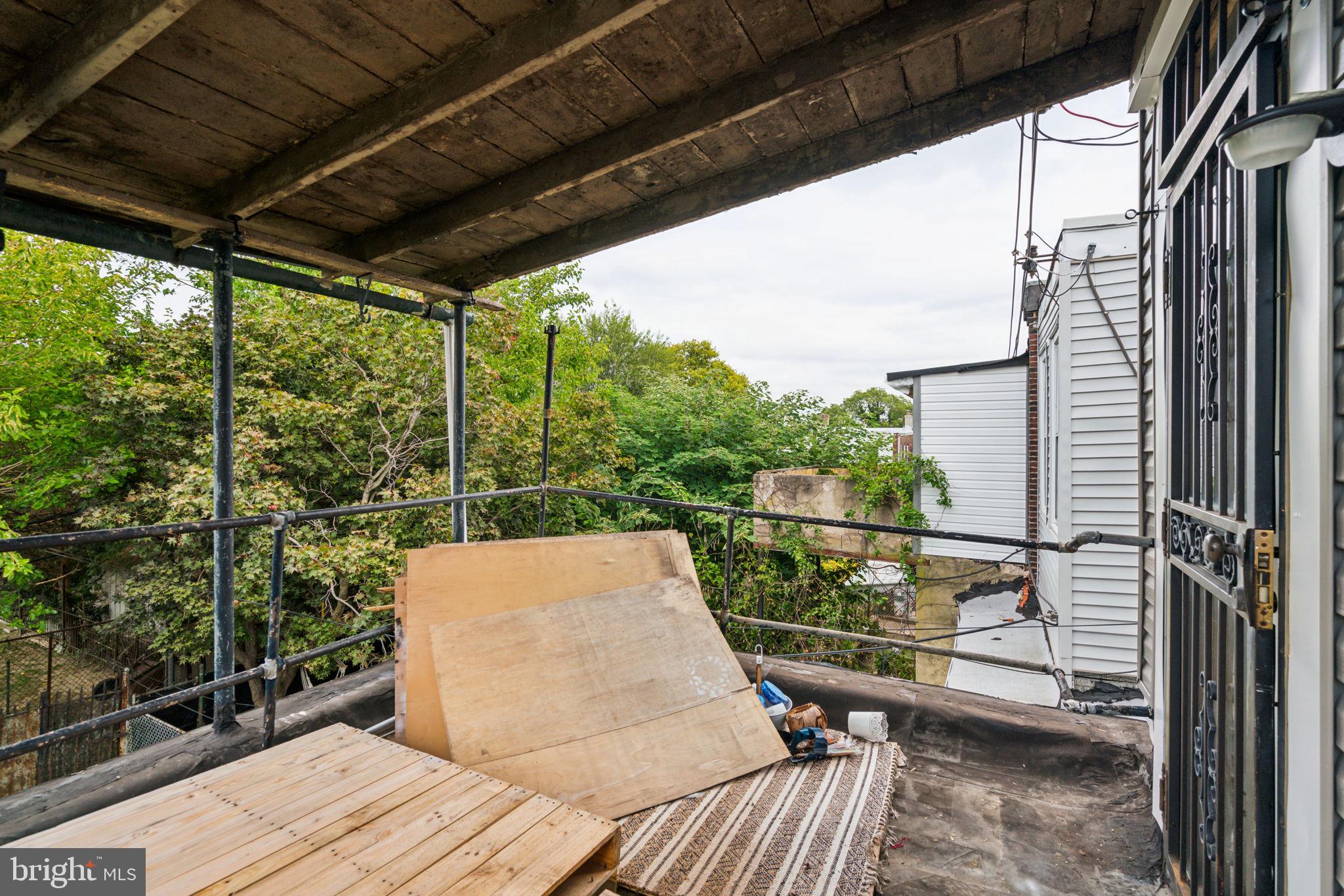 CARROLL PARK - Residential Income