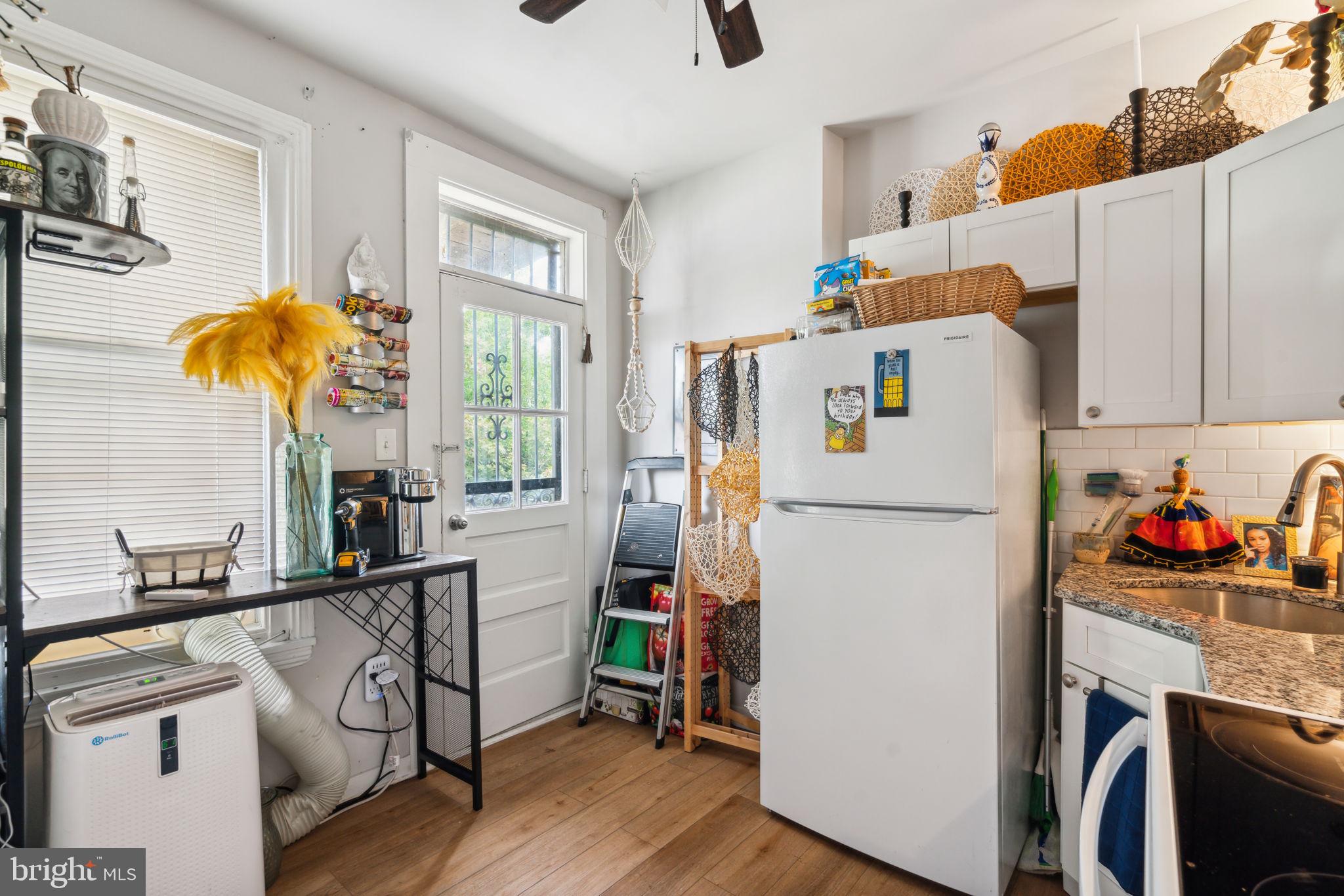 CARROLL PARK - Residential Income