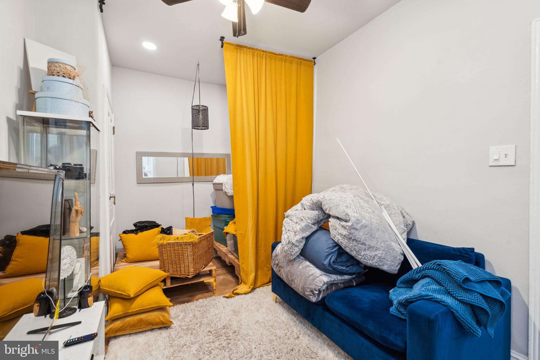 CARROLL PARK - Residential Income