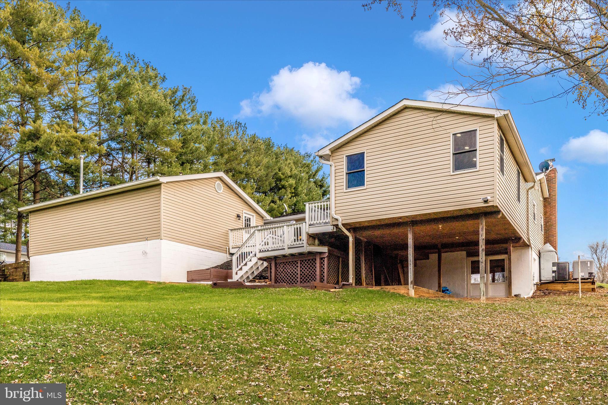 FREMONT HILLS - Residential