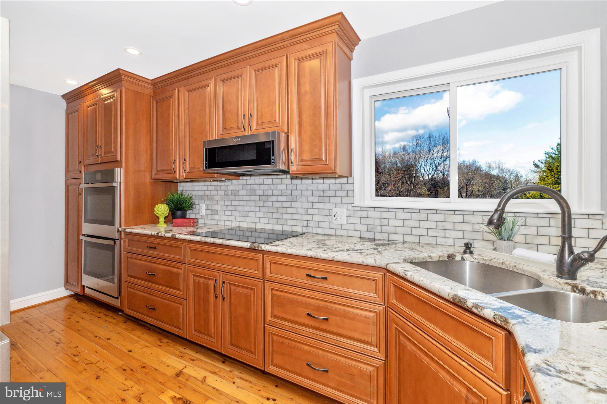 FREMONT HILLS - Residential