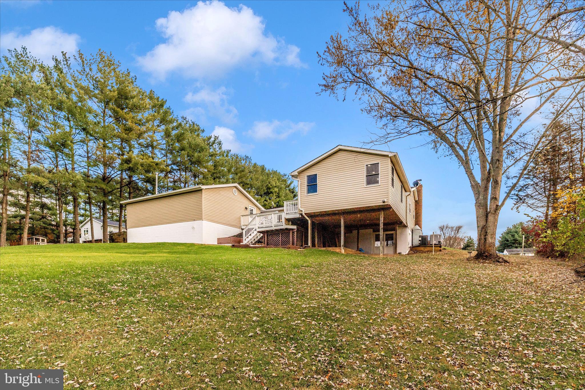 FREMONT HILLS - Residential