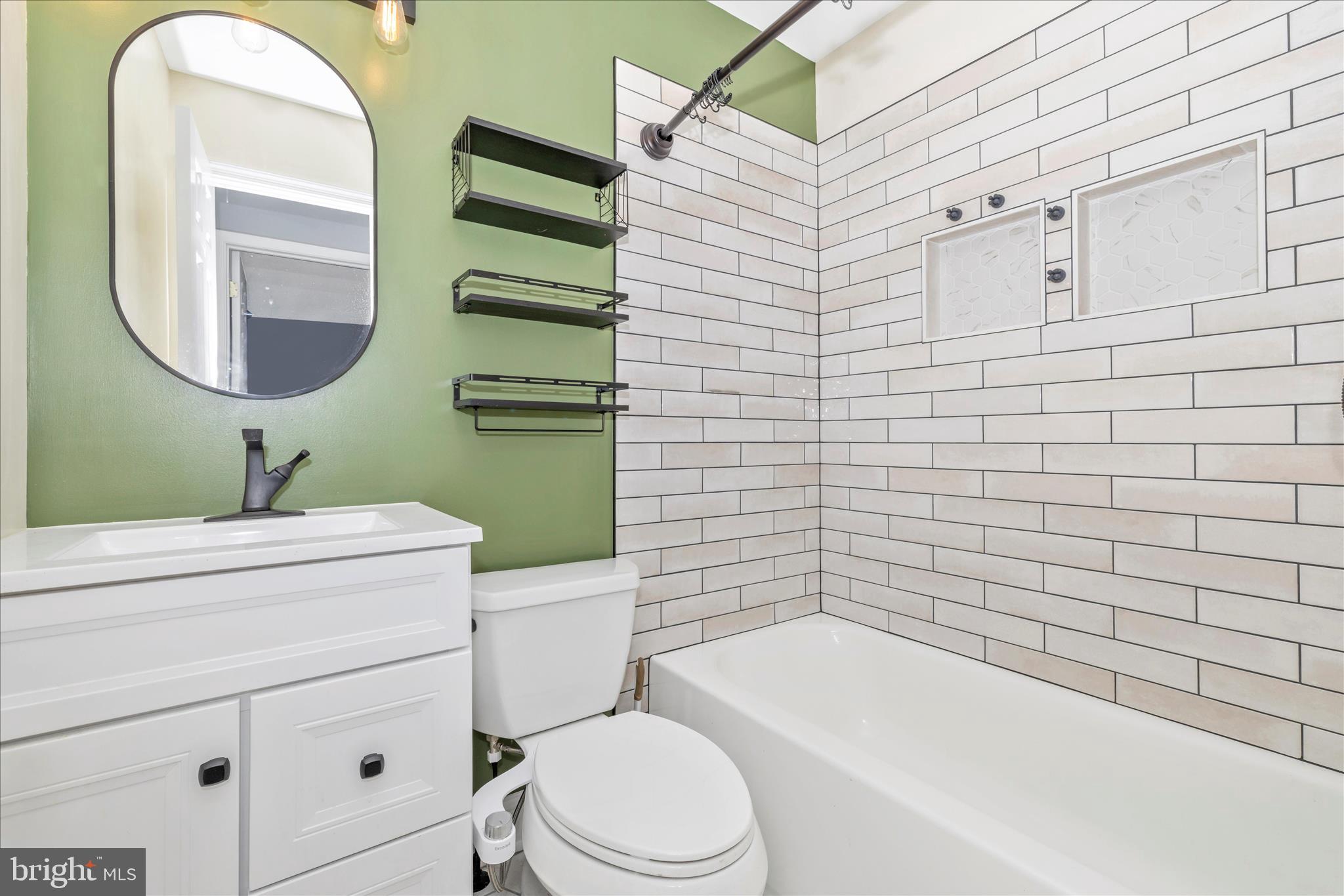 FREMONT HILLS - Residential