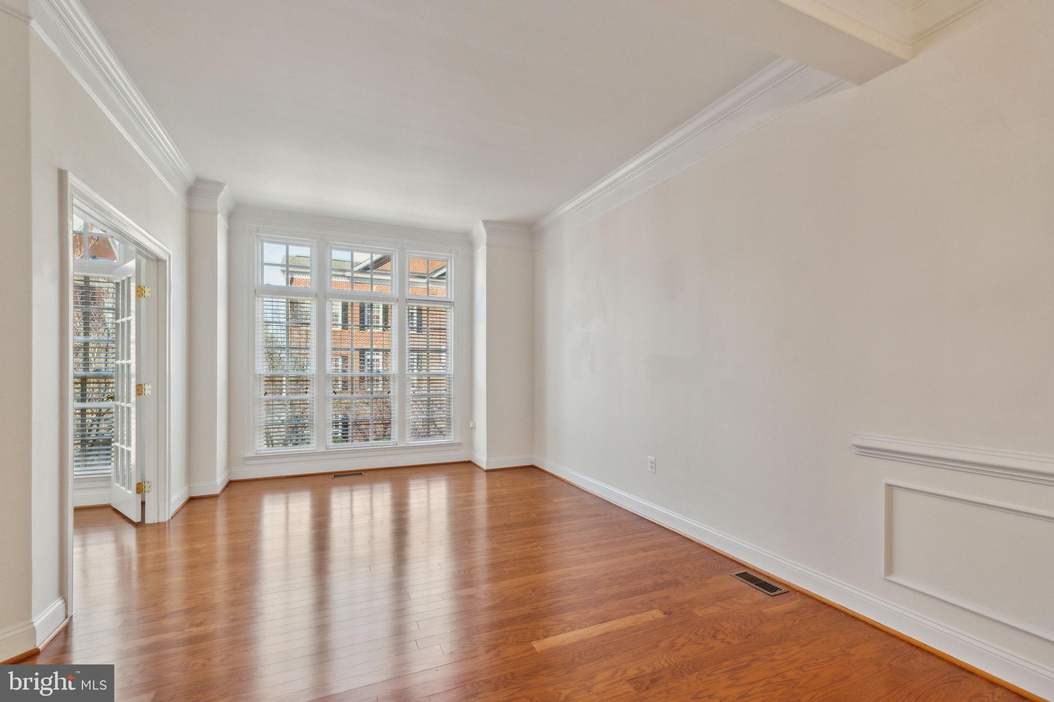 FAIRFAX GATEWAY - Residential Lease