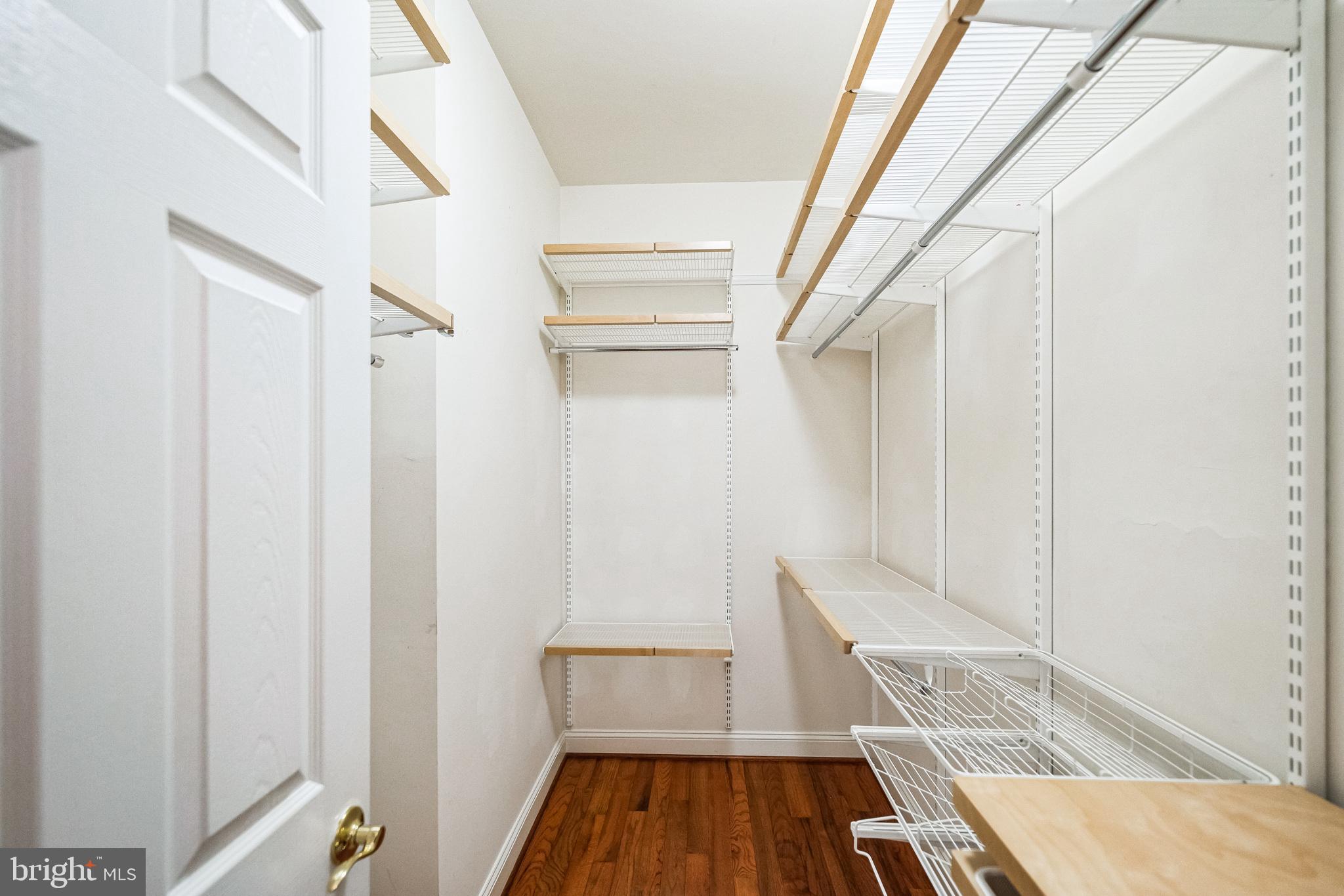 FAIRFAX GATEWAY - Residential Lease