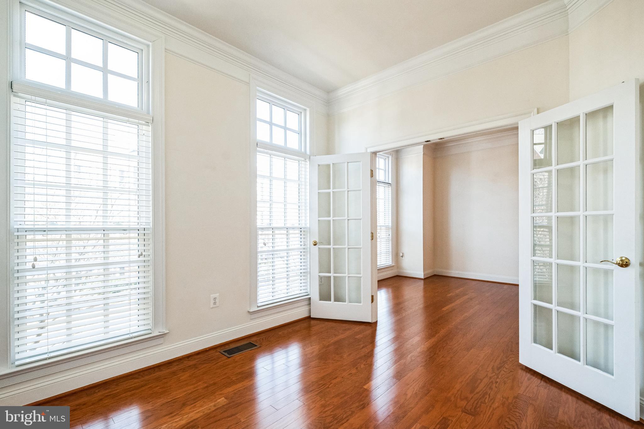 FAIRFAX GATEWAY - Residential Lease