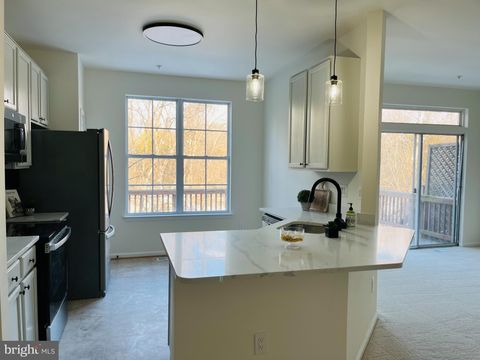 20450 COOL FERN SQUARE ASHBURN VA 20147