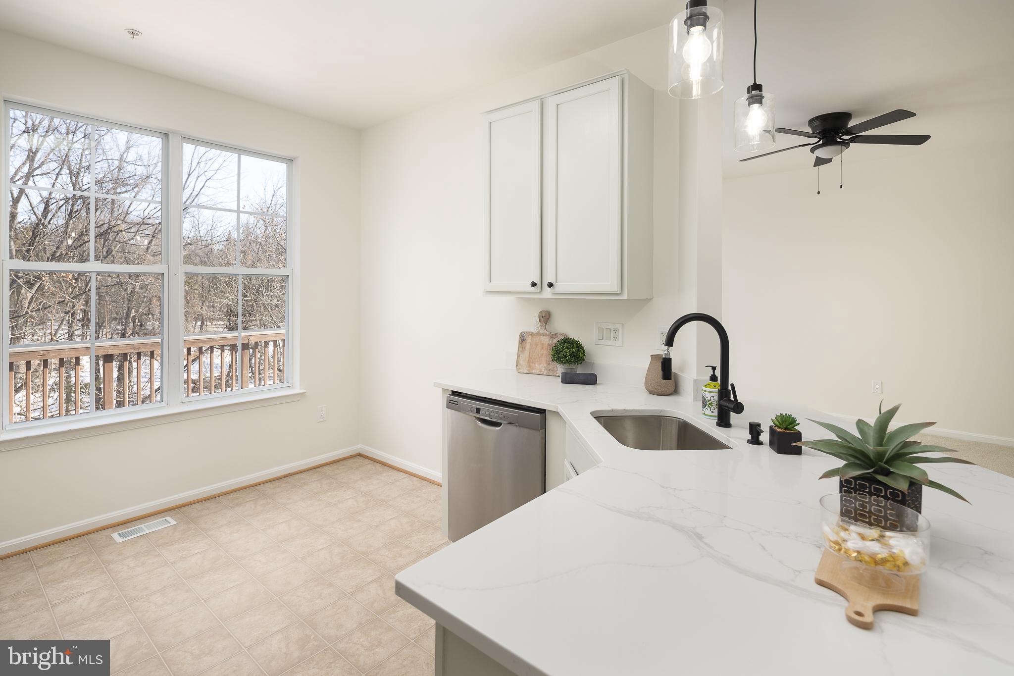 20450 COOL FERN SQUARE