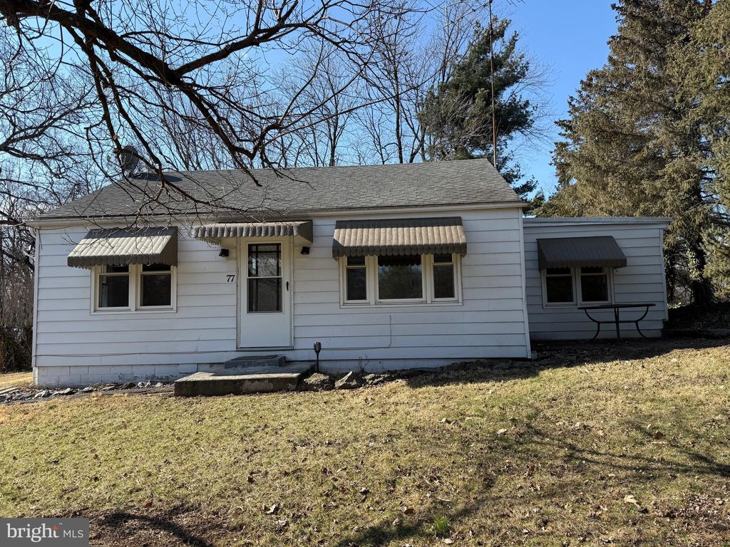 Photo of 77 Quarry Road, CHAMBERSBURG, PA 17202 (MLS # PAFL2033074)