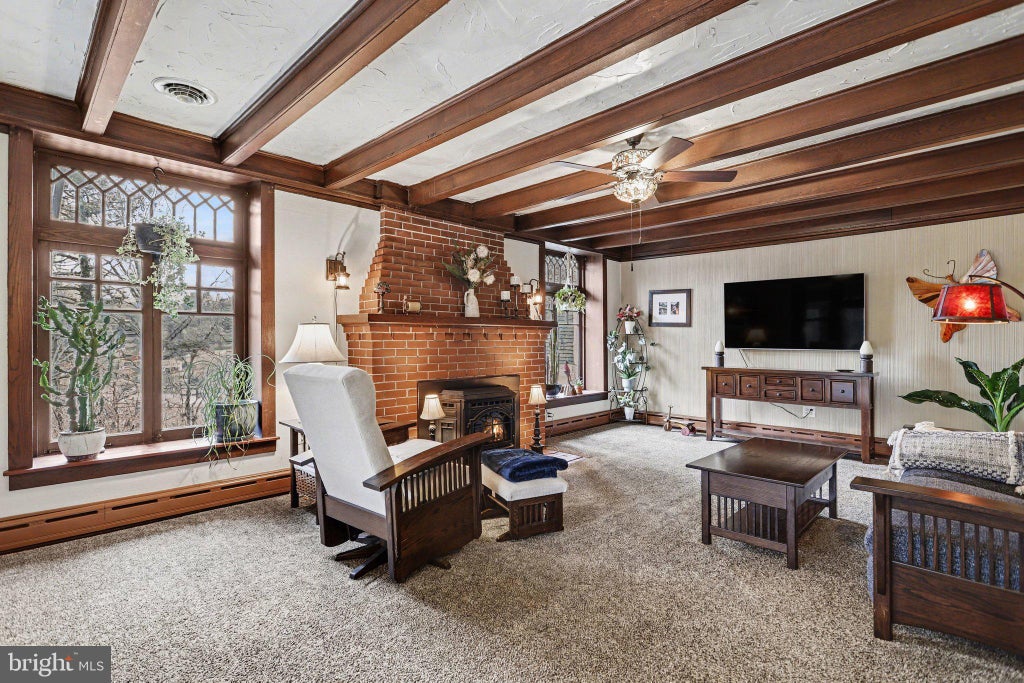 Photo of 29 Hayward Heights, GLEN ROCK, PA 17327 (MLS # PAYK2104770)