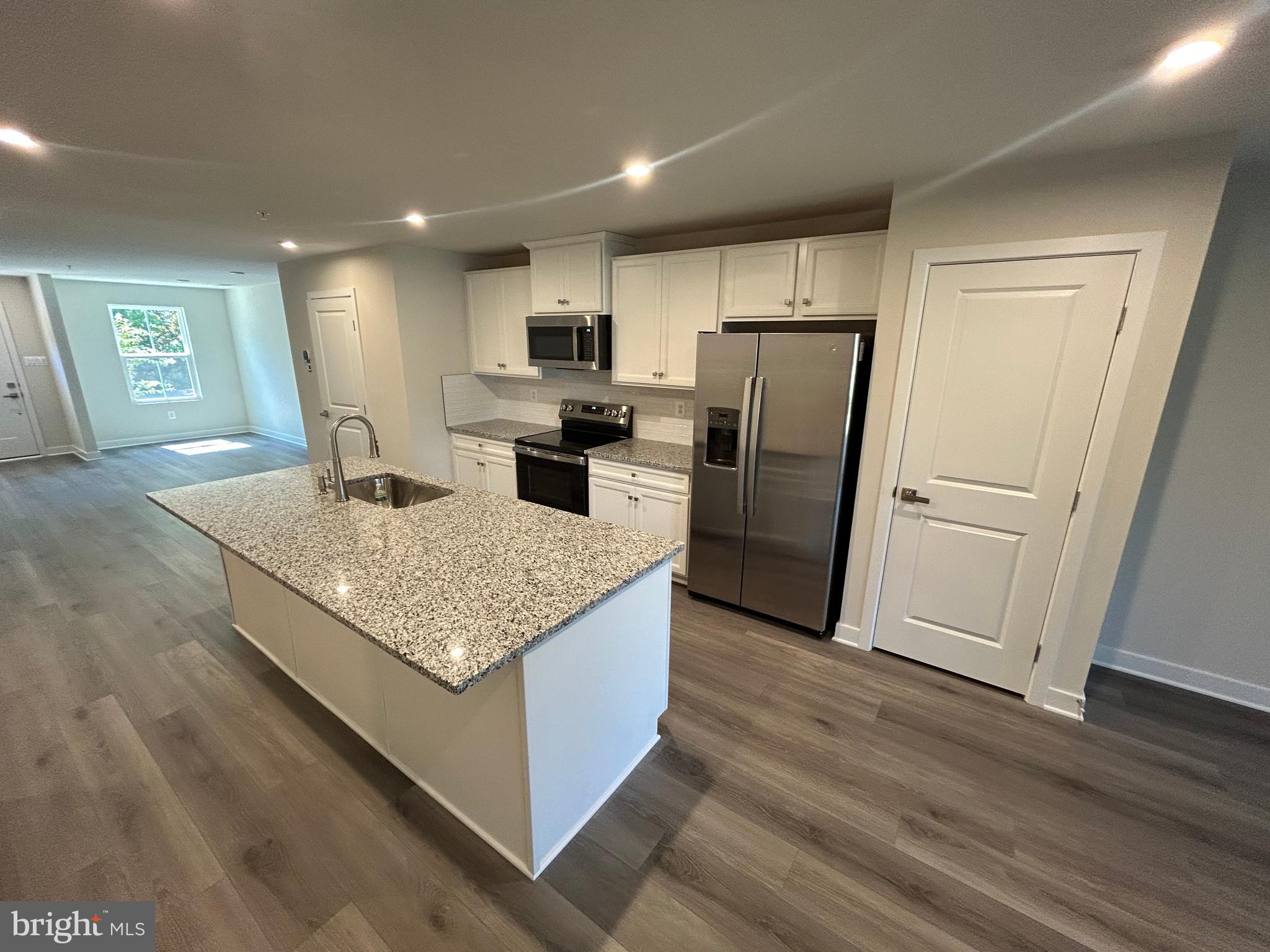 WILDEWOOD VILLAGE - Residential Lease