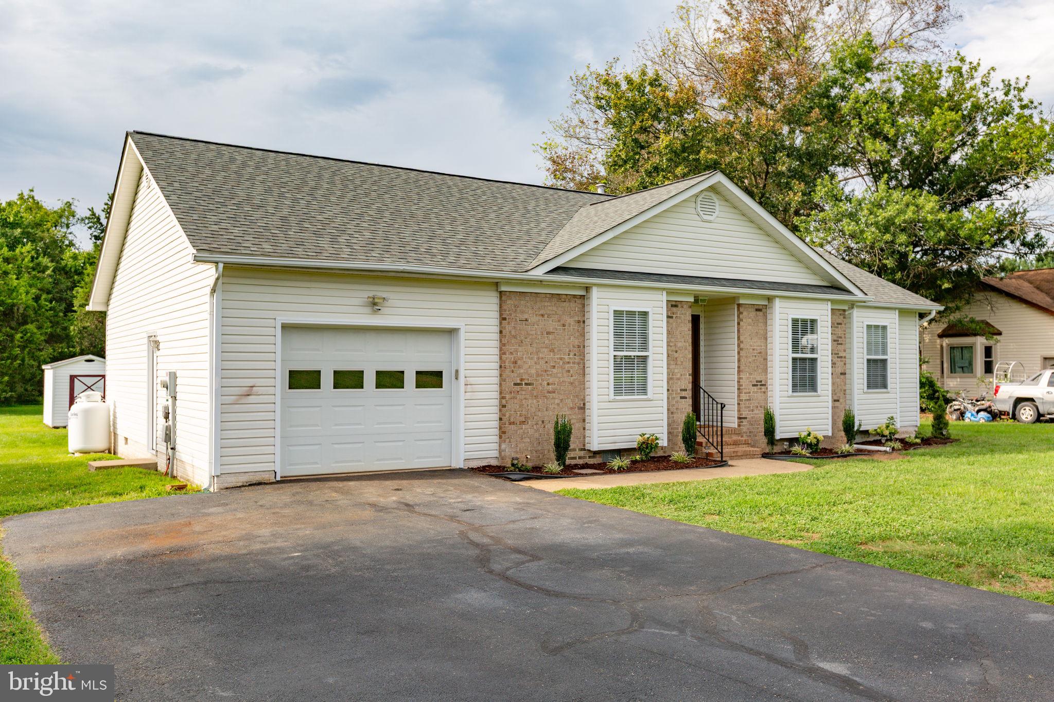 205 OLD LANDING COURT