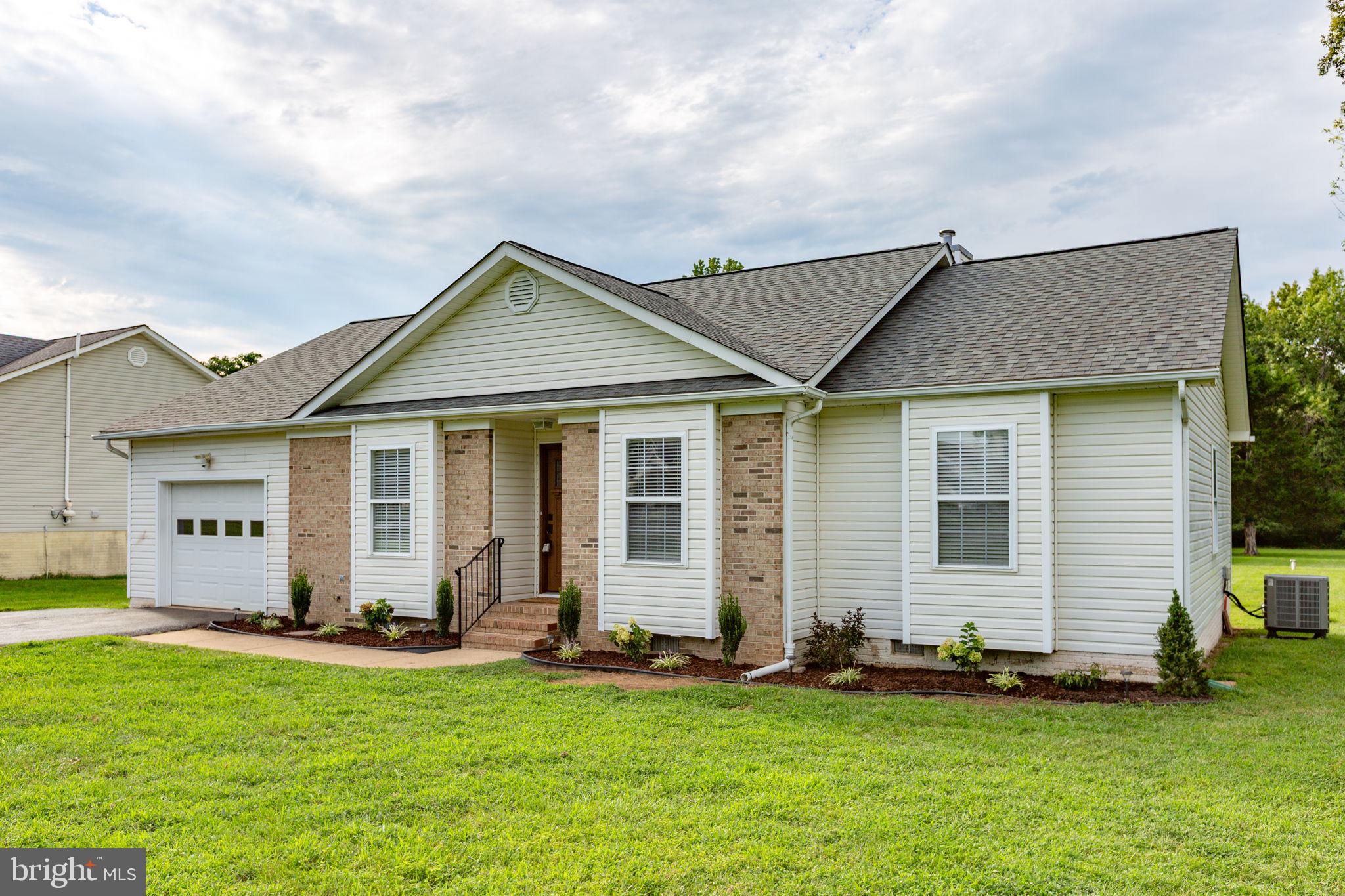 205 OLD LANDING COURT