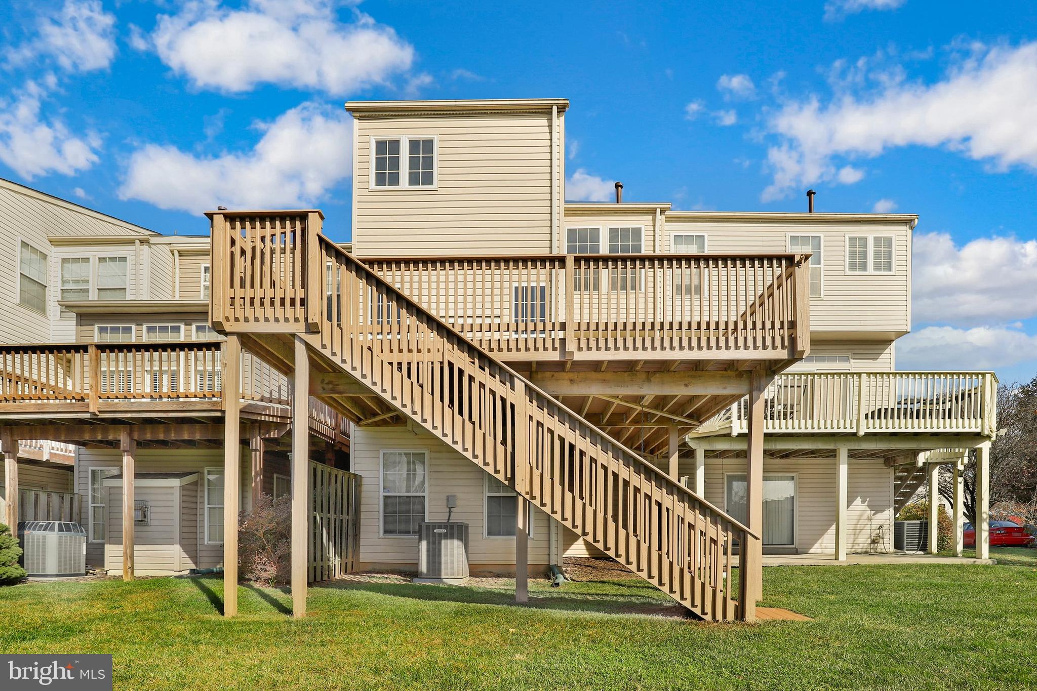 PERRY HALL FARMS - Residential