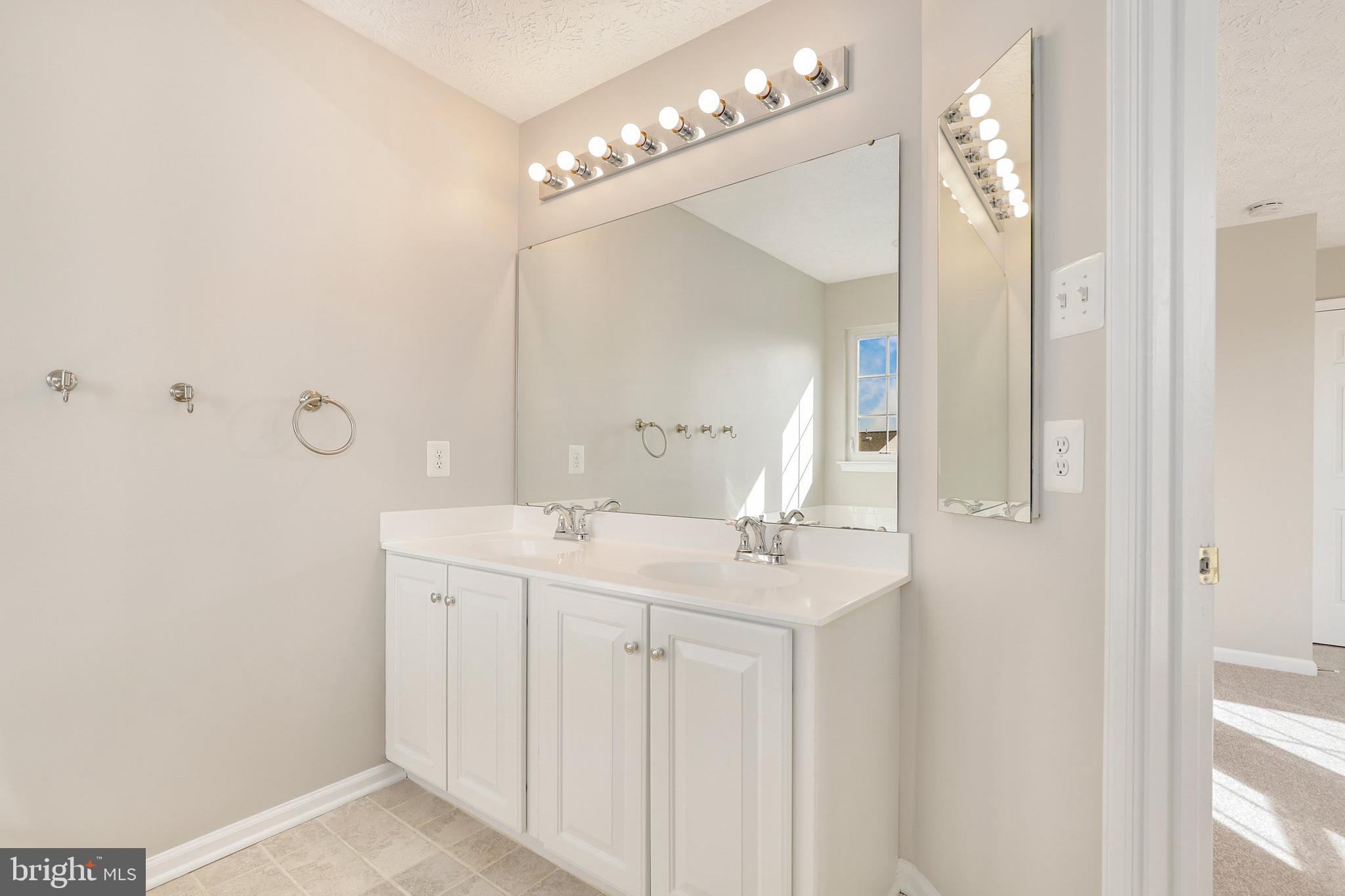 PERRY HALL FARMS - Residential