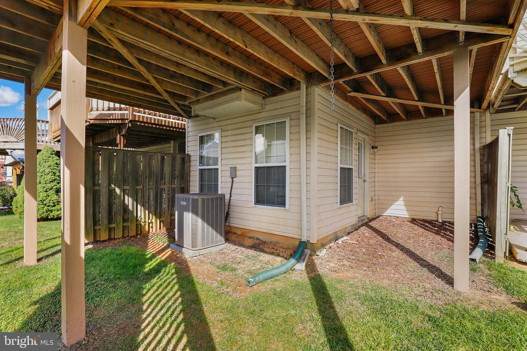 PERRY HALL FARMS - Residential