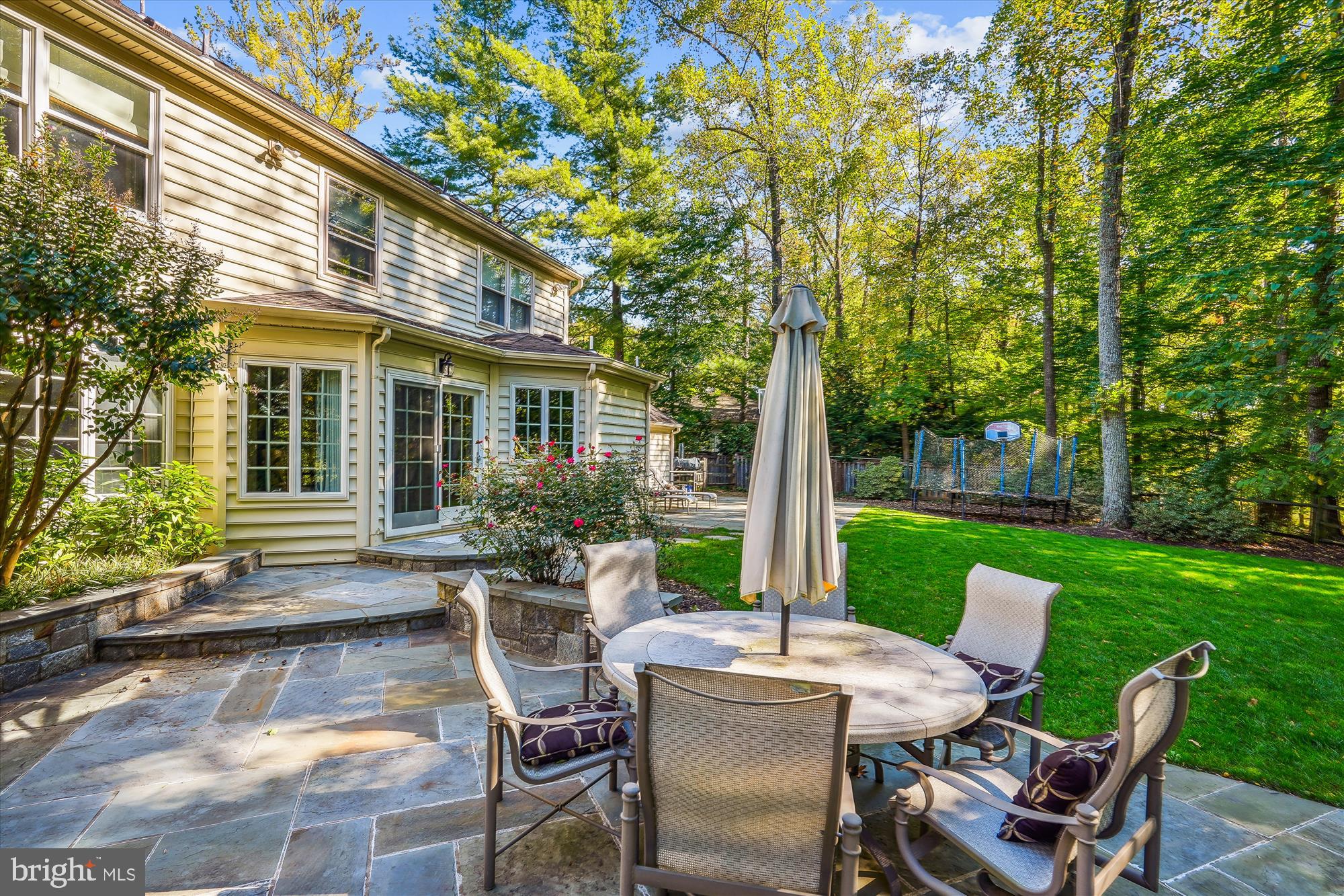 FALLSREACH - Residential