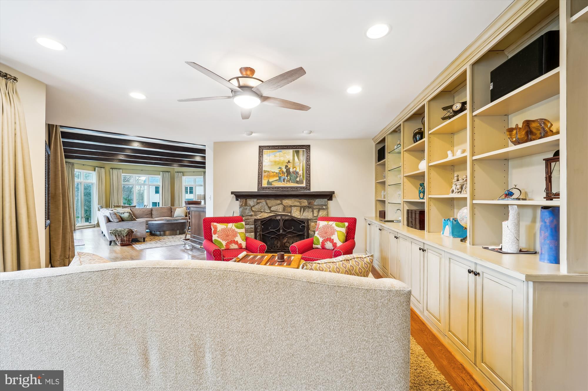 FALLSREACH - Residential