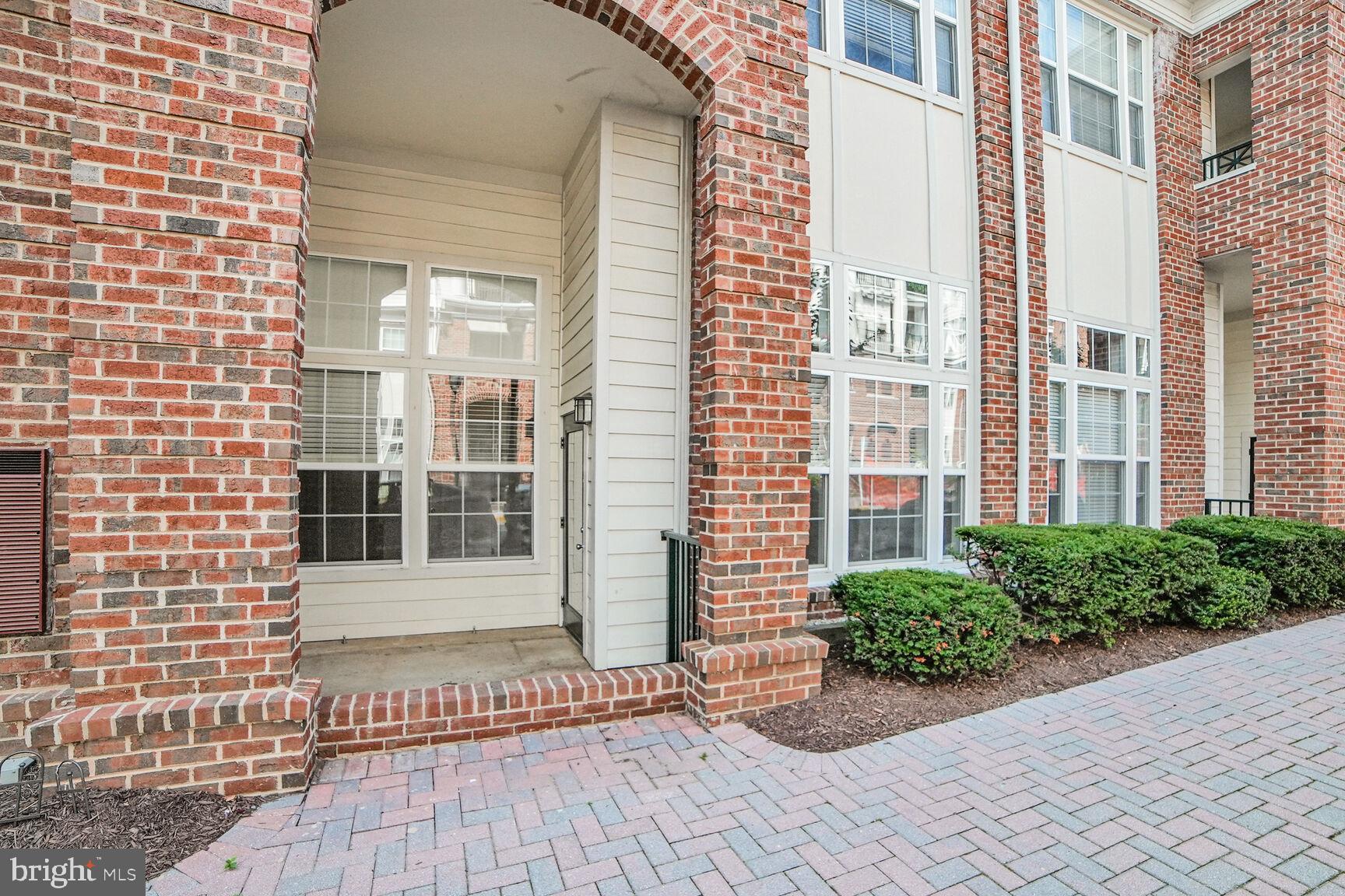 Welcome to the Colonnade in the Kentlands! Enjoy the amenity rich building: 2 level gym, outdoor swimming pool, Max's Pub (party room and billiards), theatre room, and library. This 1 bedroom/1 bath unit has tall ceilings, large windows, and tons of natural sunlight! Easy and convenient to come and go. Gourmet kitchen , new flooring in the family room. Walk in closet in the bedroom. Washer and Dryer in unit. 1 parking space and a separate storage unit! Building has plenty of additional garage parking for guests at no cost.