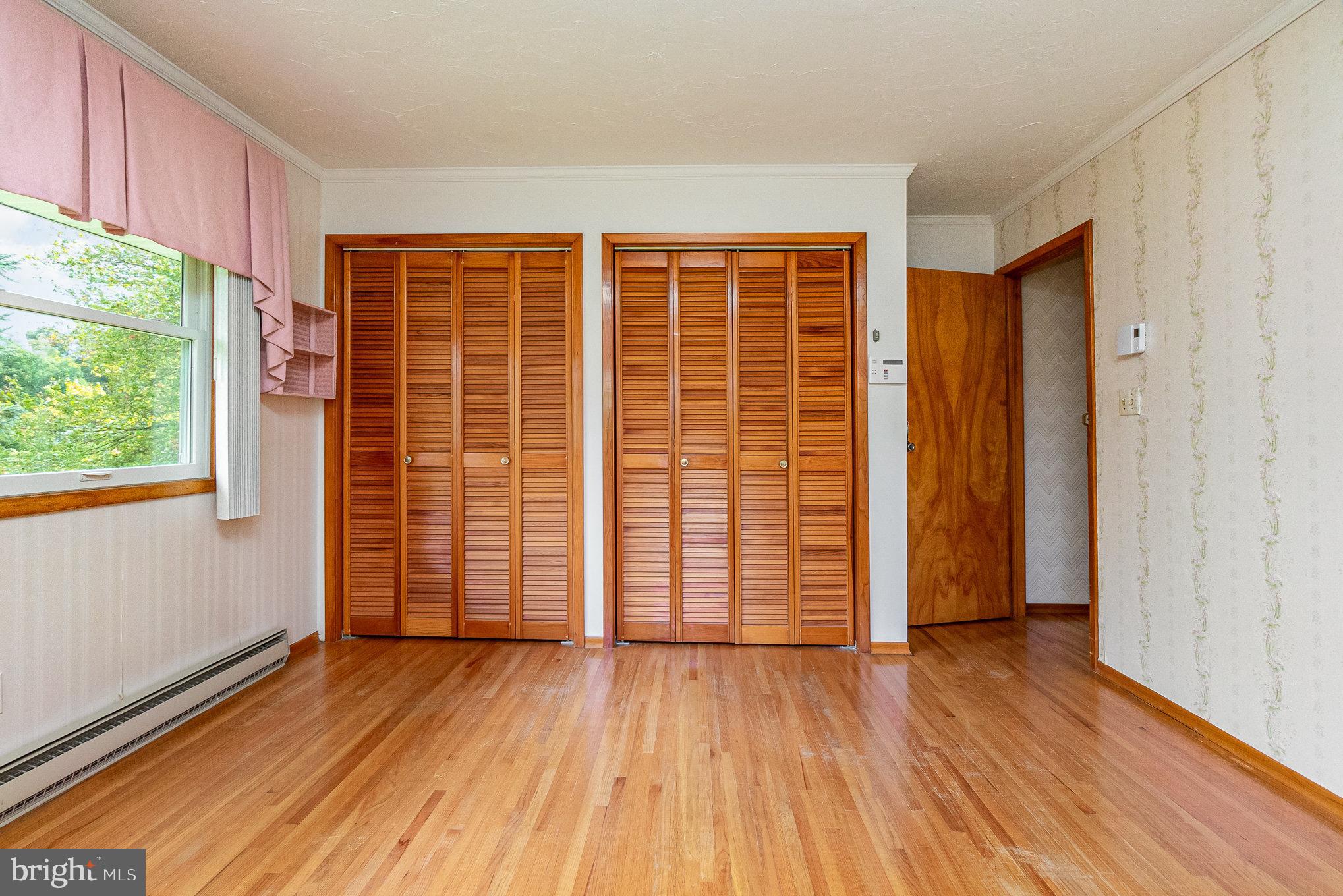 BEE TREE MANOR - Residential