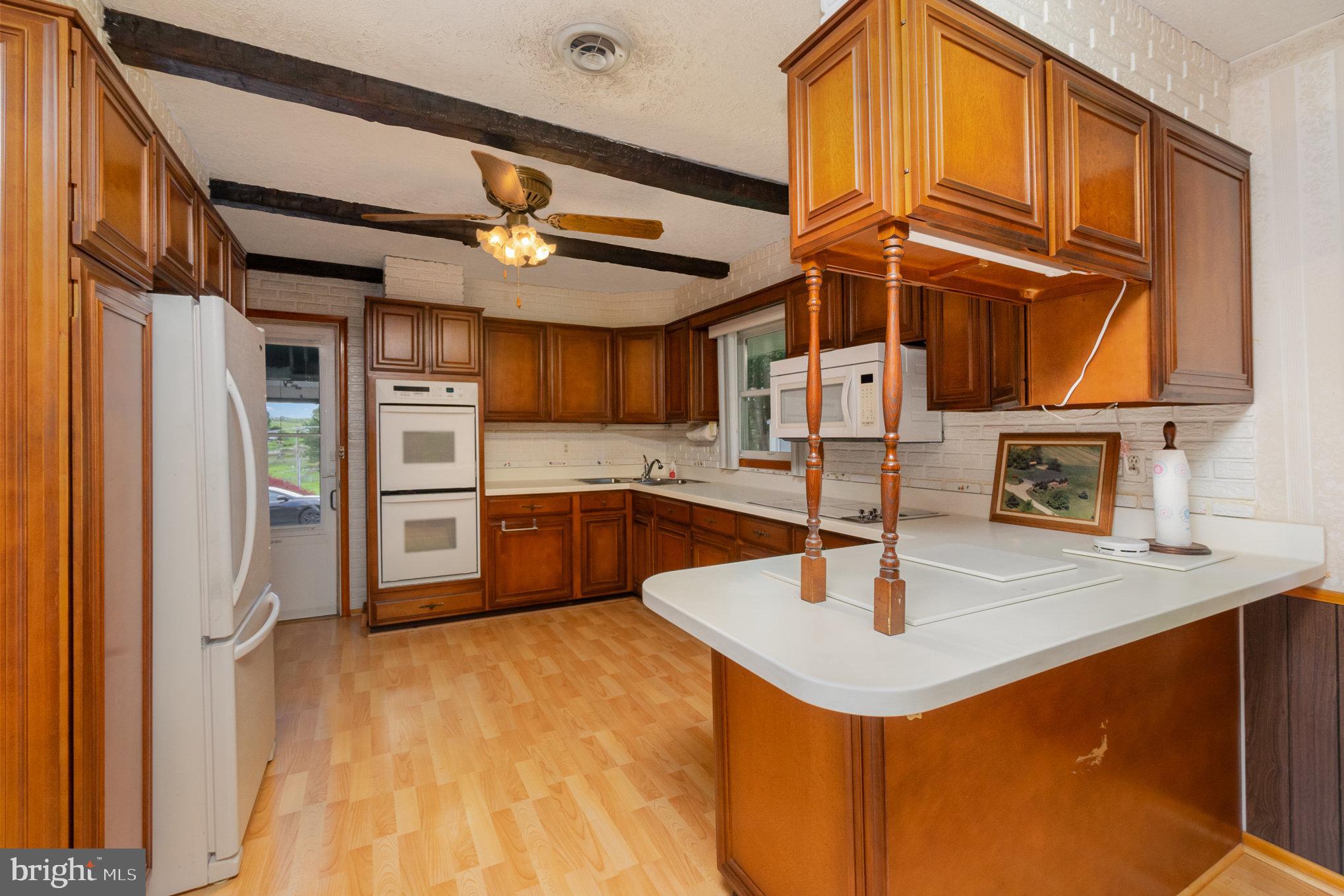 BEE TREE MANOR - Residential