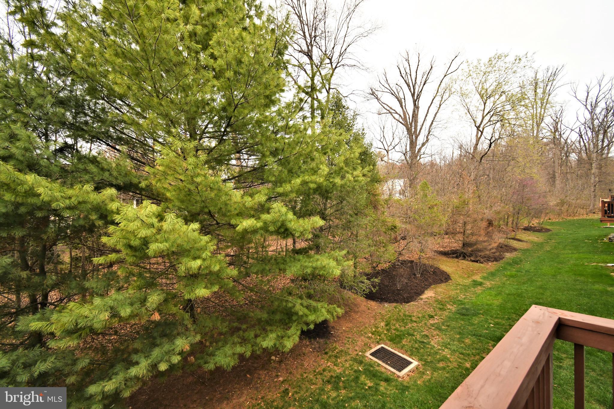 LONGFORD CROSSING - Residential