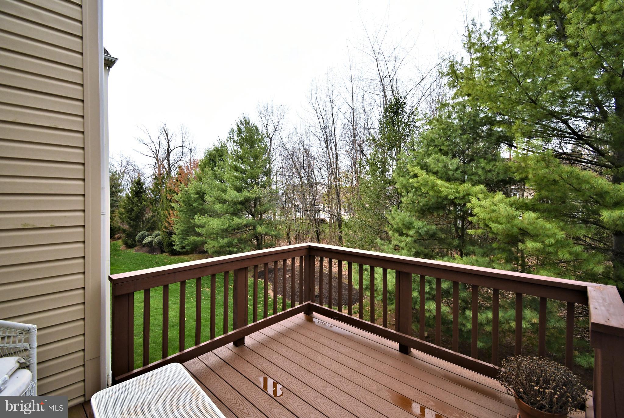 LONGFORD CROSSING - Residential