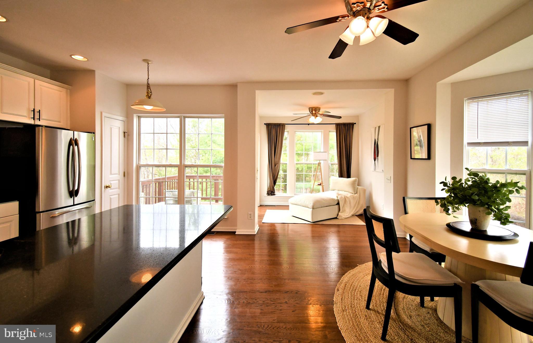 LONGFORD CROSSING - Residential