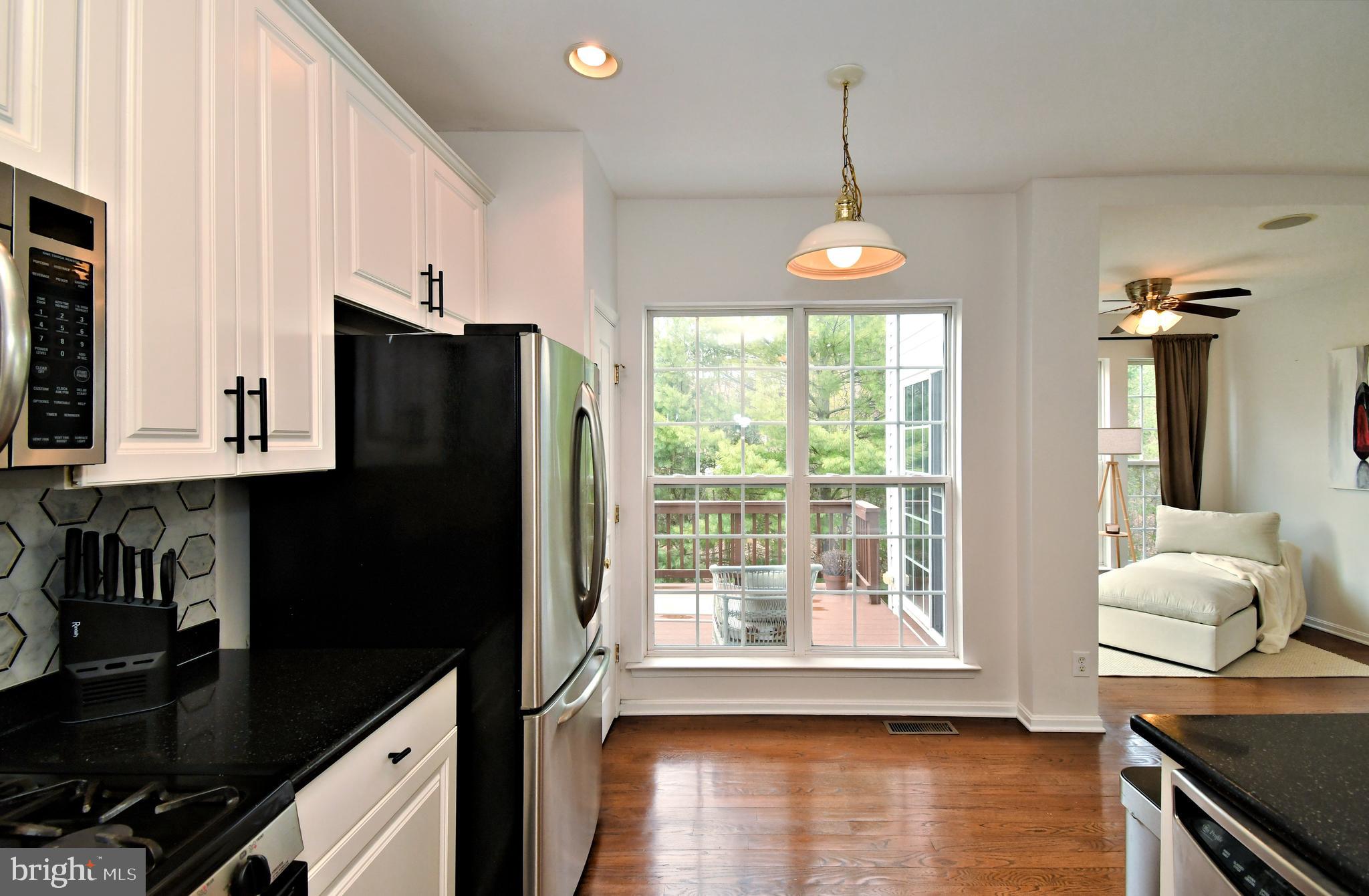 LONGFORD CROSSING - Residential