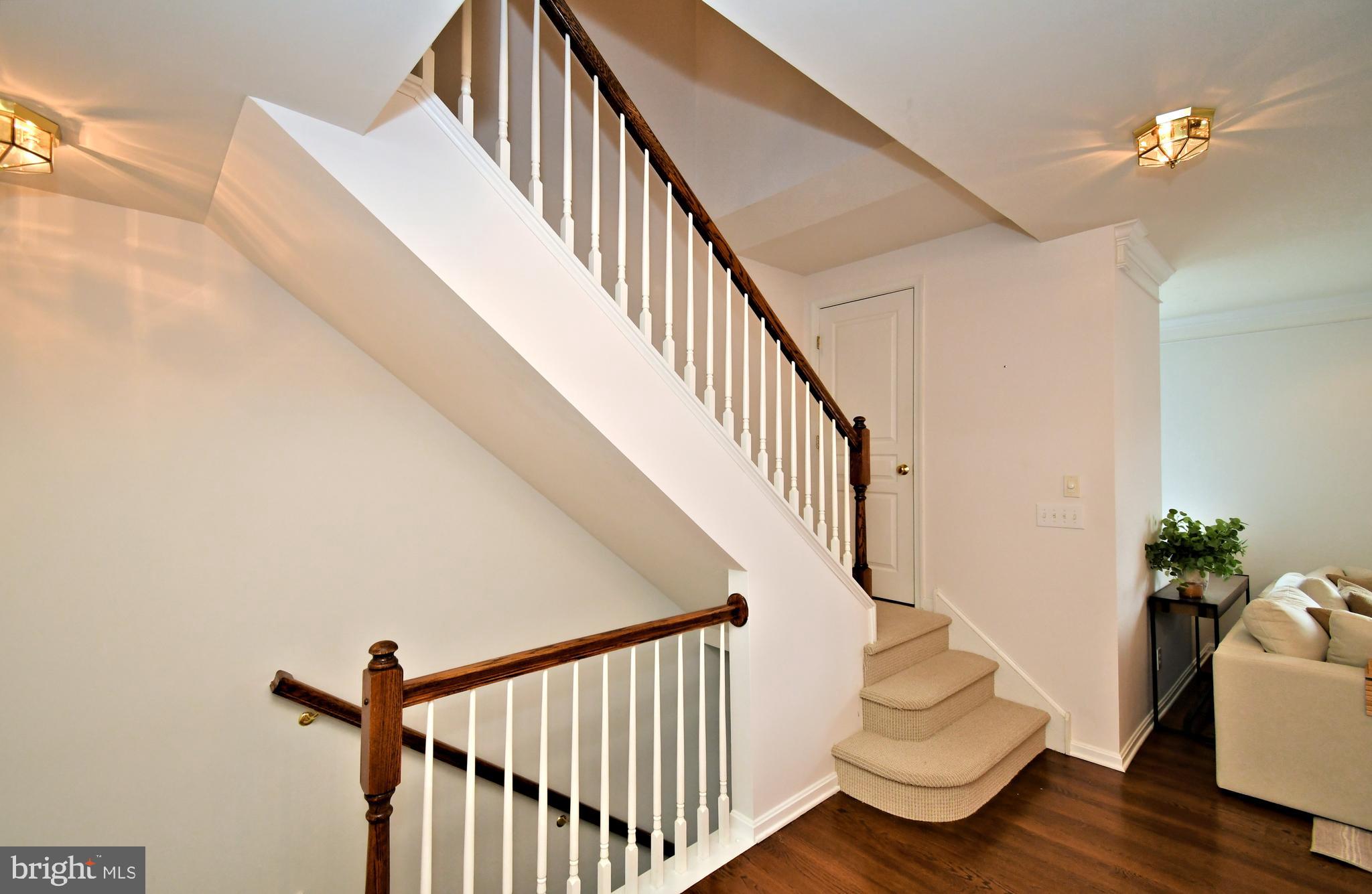 LONGFORD CROSSING - Residential