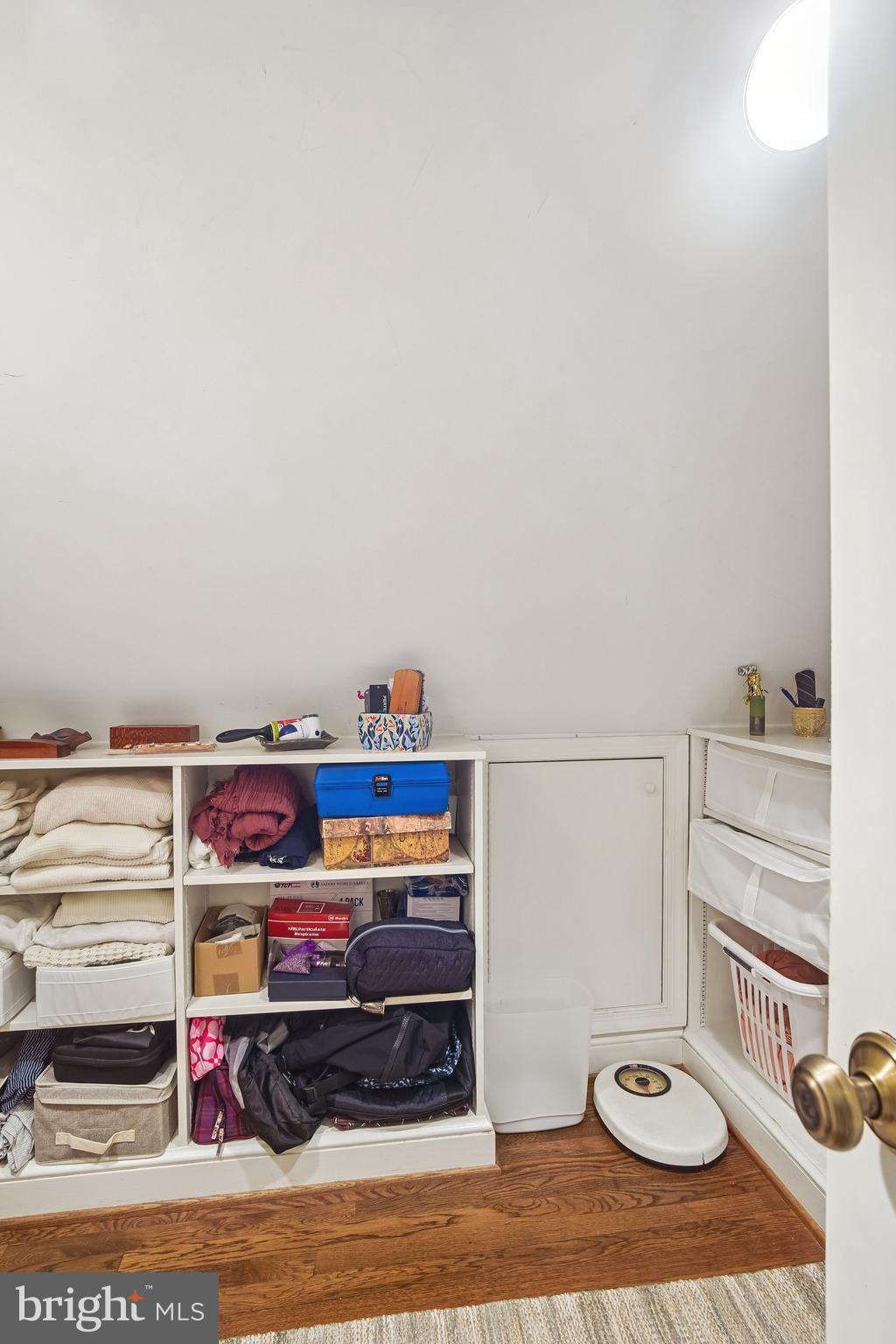 OLD FARM - Residential