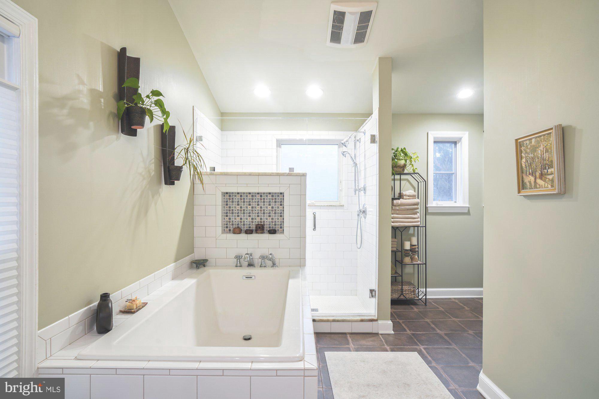 OLD FARM - Residential