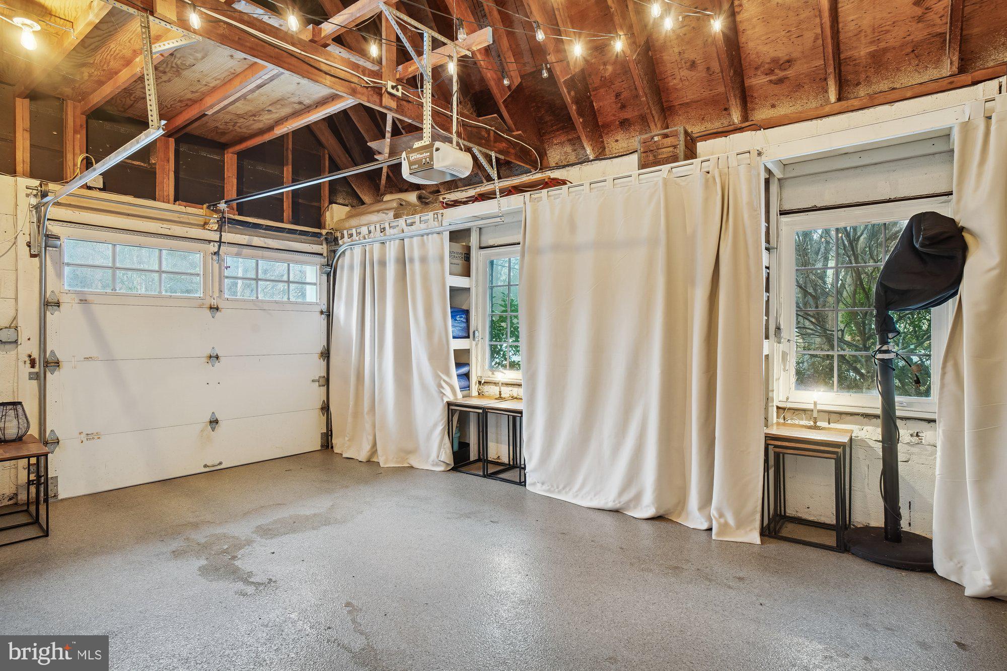 OLD FARM - Residential