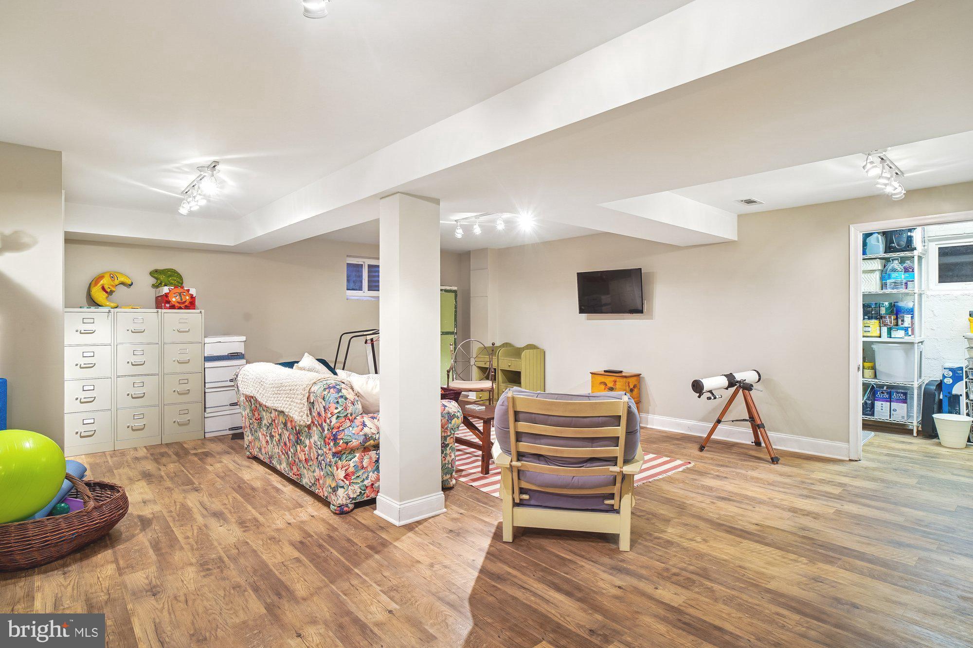 OLD FARM - Residential