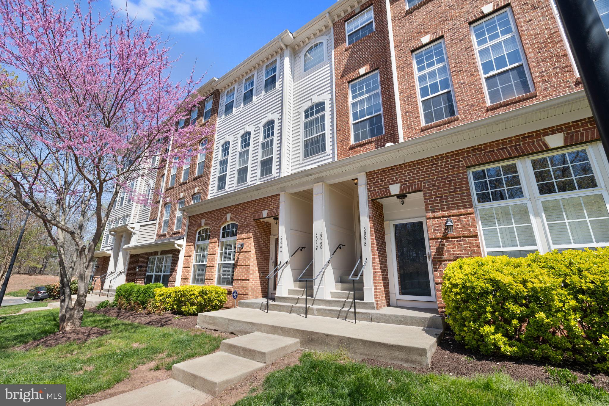 MARKET CENTER CONDOMINIUM - Residential