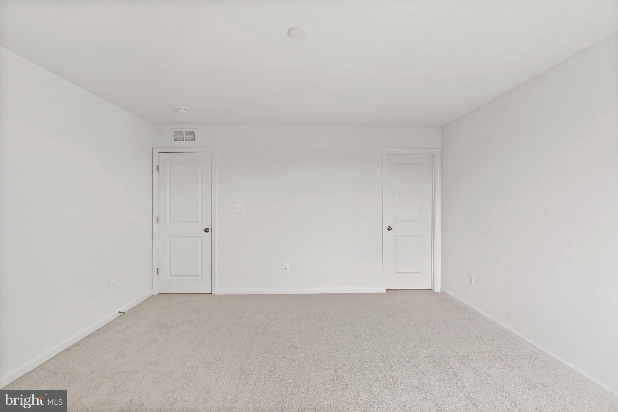 SOUTH BROOK - Residential