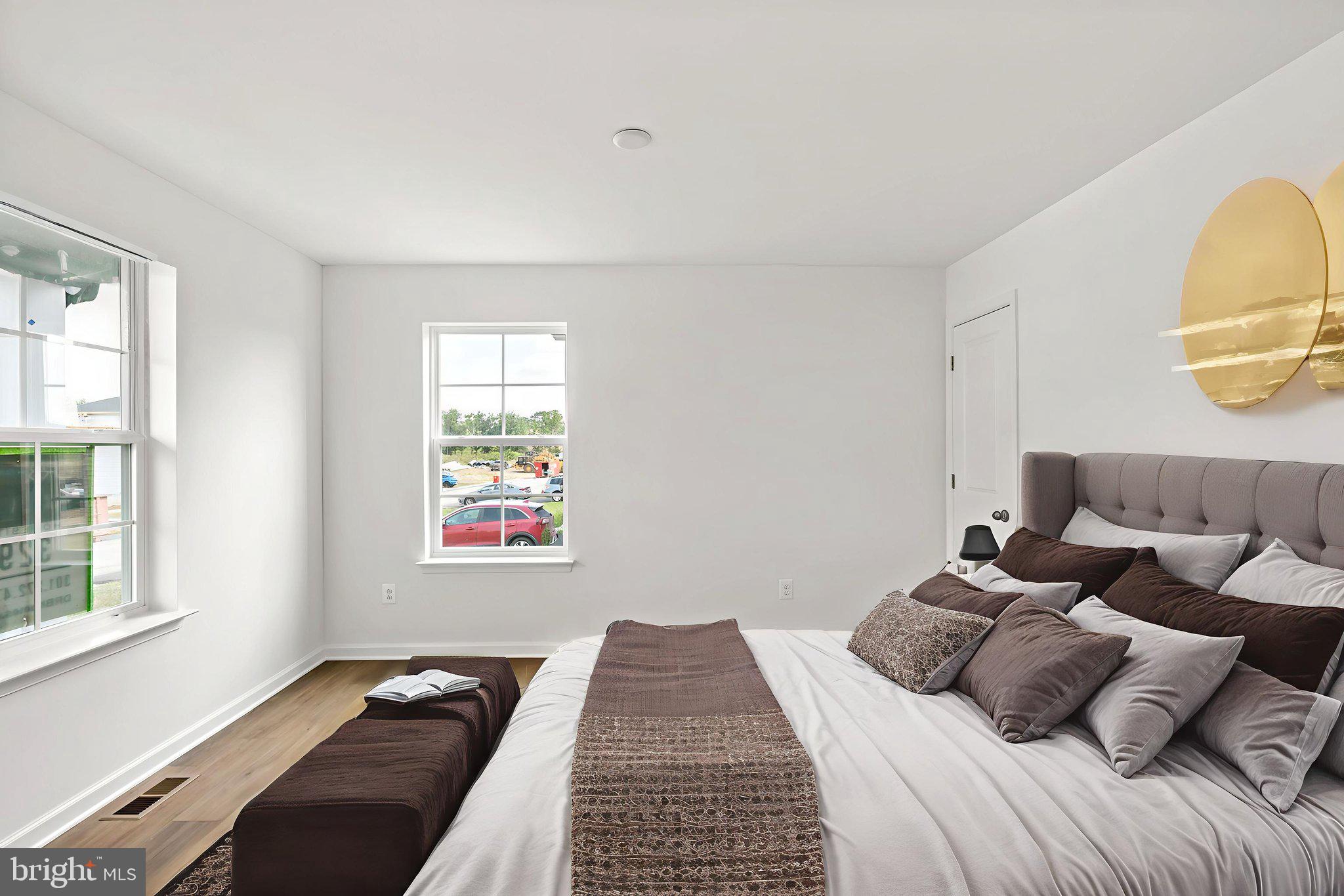 SOUTH BROOK - Residential