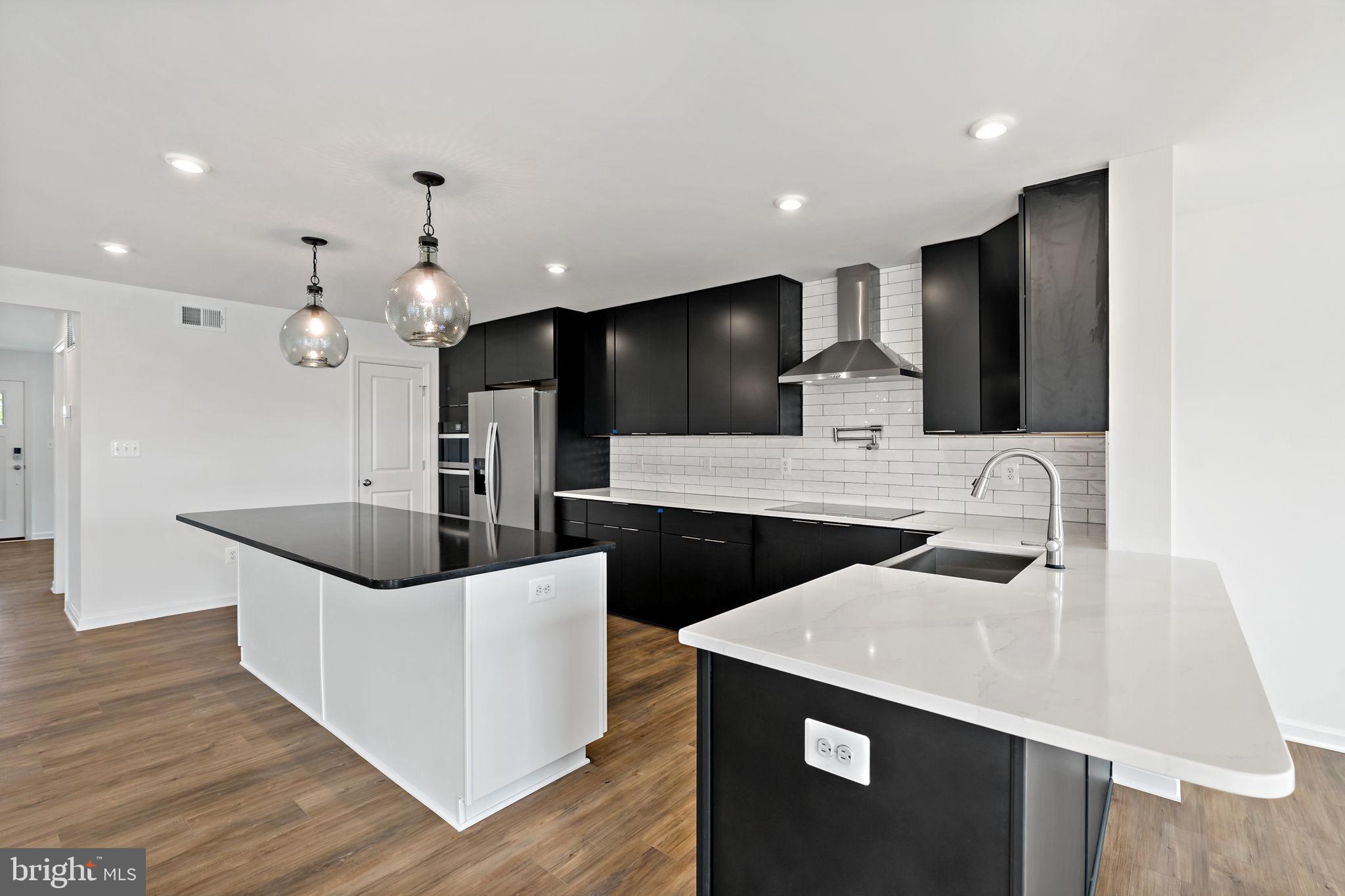 SOUTH BROOK - Residential